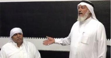 حفل تكريم عامل مصري قضي 35 عاما من العمل لدي رجل اعمال سعودي