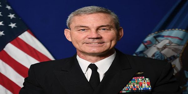 العثور على أحد القادة الأمريكيين جثة هامدة في البحرين